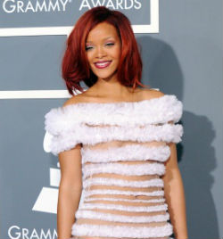 Rihanna to Perform at 2013 Grammies