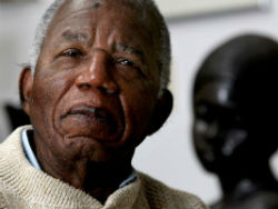 Author Chinua Achebe Dies