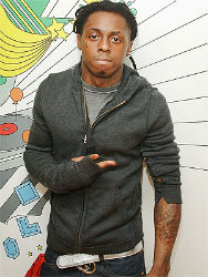 Lil Wayne Suffers Seizure, Hospitalized