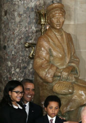 Rosa Parks Statue Unveiled at Capitol