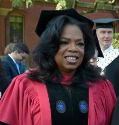 Oprah Receives Honorary Degree from Harvard