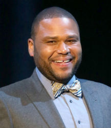 Anthony Anderson to Host 2013 Soul Train Awards