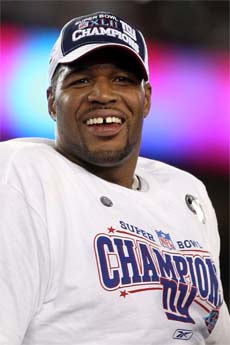 Strahan is Among 7 Elected to the Pro Football Hall of Fame