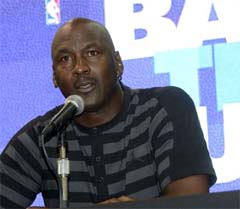 Michael Jordan becoming great owner, too, for Hornets