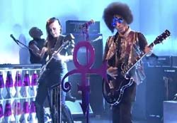 Eclectic and on Point, Prince Hijacks 8 Minutes on ‘S.N.L.’
