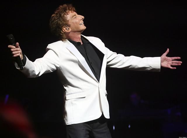 A FaniBro Is Born!  Concert Review: Barry Manilow at Sleep Train Arena