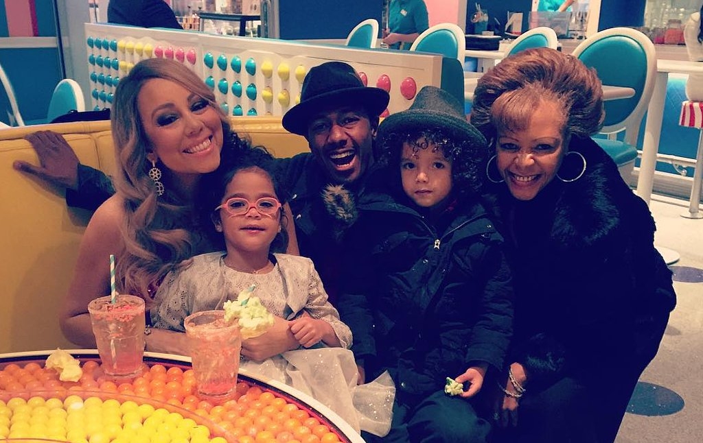 Nick Cannon and Mariah reunite for the kids