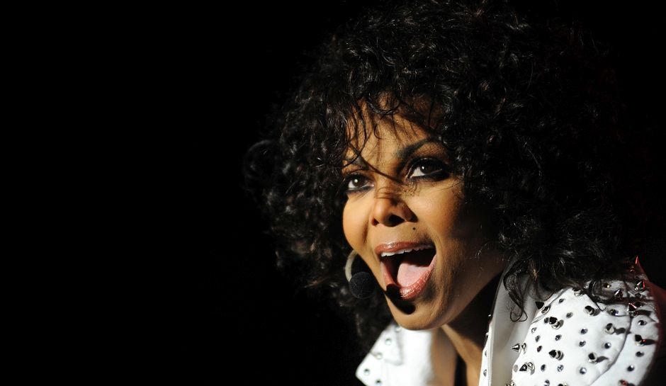 Janet Jackson Cancels MORE Unbreakable World Tour Dates… What’s Going On?!