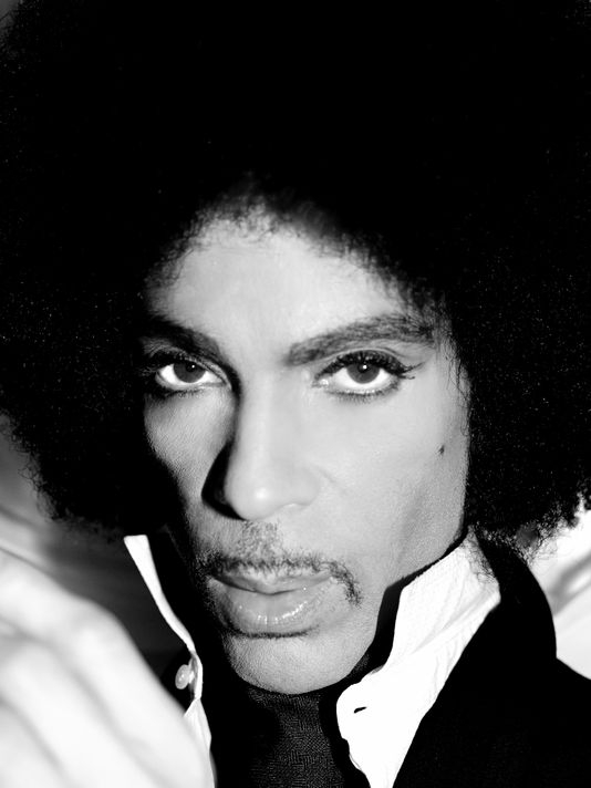 Purple reign: Prince announces he’s writing memoir
