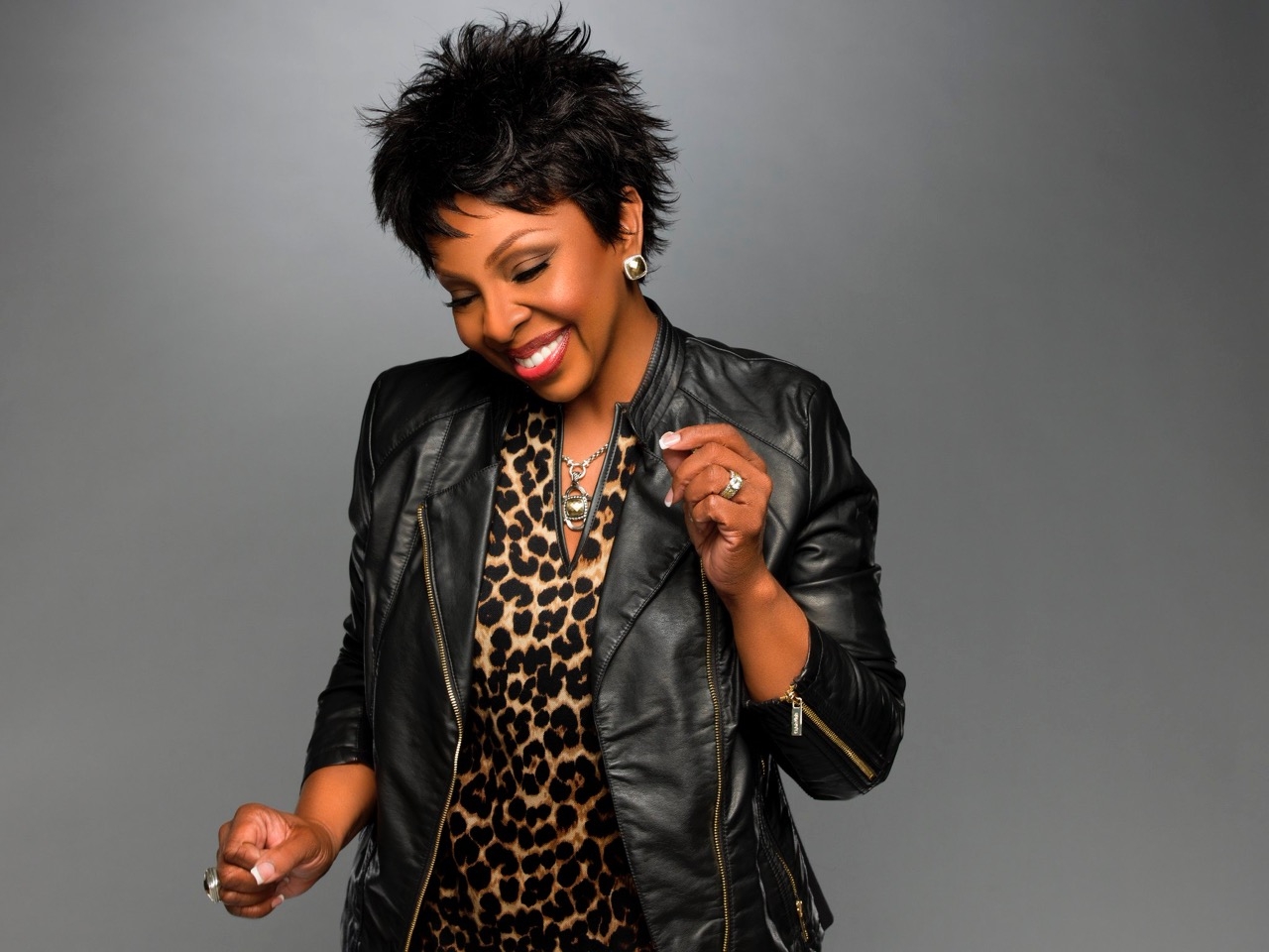 Gladys Knight sues son over chicken and waffles restaurants