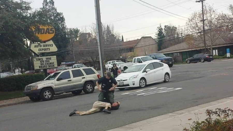 White Sacramento deputy on leave after video shows beating of black jaywalker