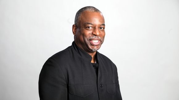 ‘Reading Rainbow’s LeVar Burton reads to adults in awesome new podcast