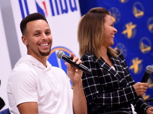 Stephen Curry, mother Sonya help launch new Jr. NBA initiative