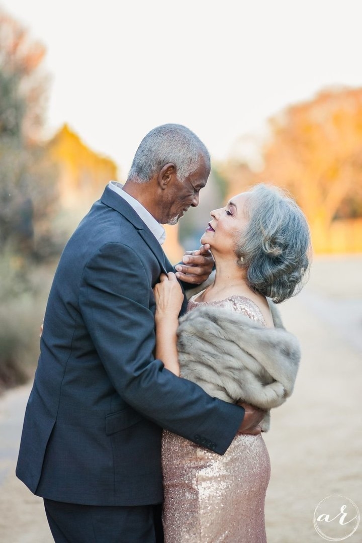 Couple Married For 47 Years Goes Viral With Glam Photo Shoot — But It’s Their Love Story That’s Warming Hearts
