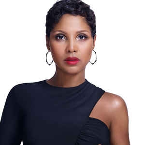 Toni Braxton owes almost $800k in back taxes