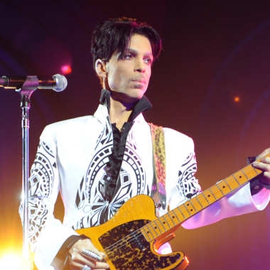 Prince’s Memoir To Be Published Before the Holiday Season