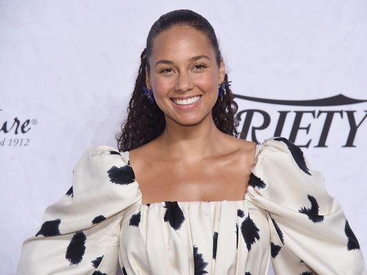 Alicia Keys calls out Netflix for ‘Crown’ pay gap: ‘The queens are gonna get their paper’
