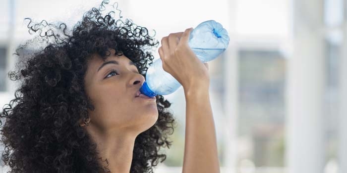 There’s a simple skin test you can do to tell if you’re drinking enough water