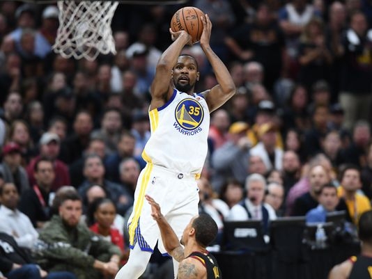 Kevin Durant torches Cavs for 43 points as Warriors take 3-0 Finals lead