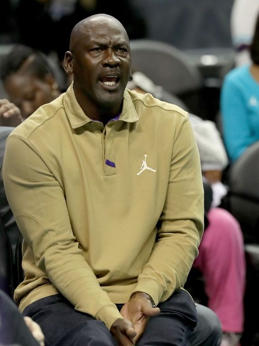 Michael Jordan says ‘I support’ LeBron James in wake of Donald Trump comments