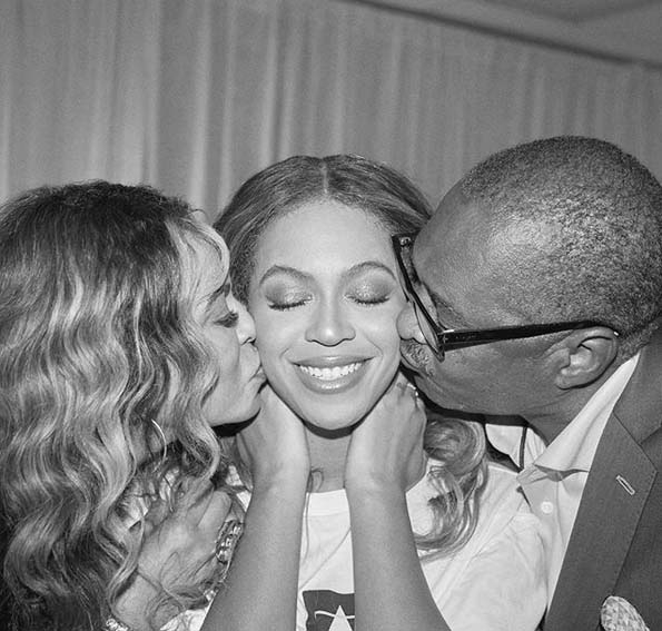 Knowles family reunion: Beyoncé shares a rare photo with her divorced parents