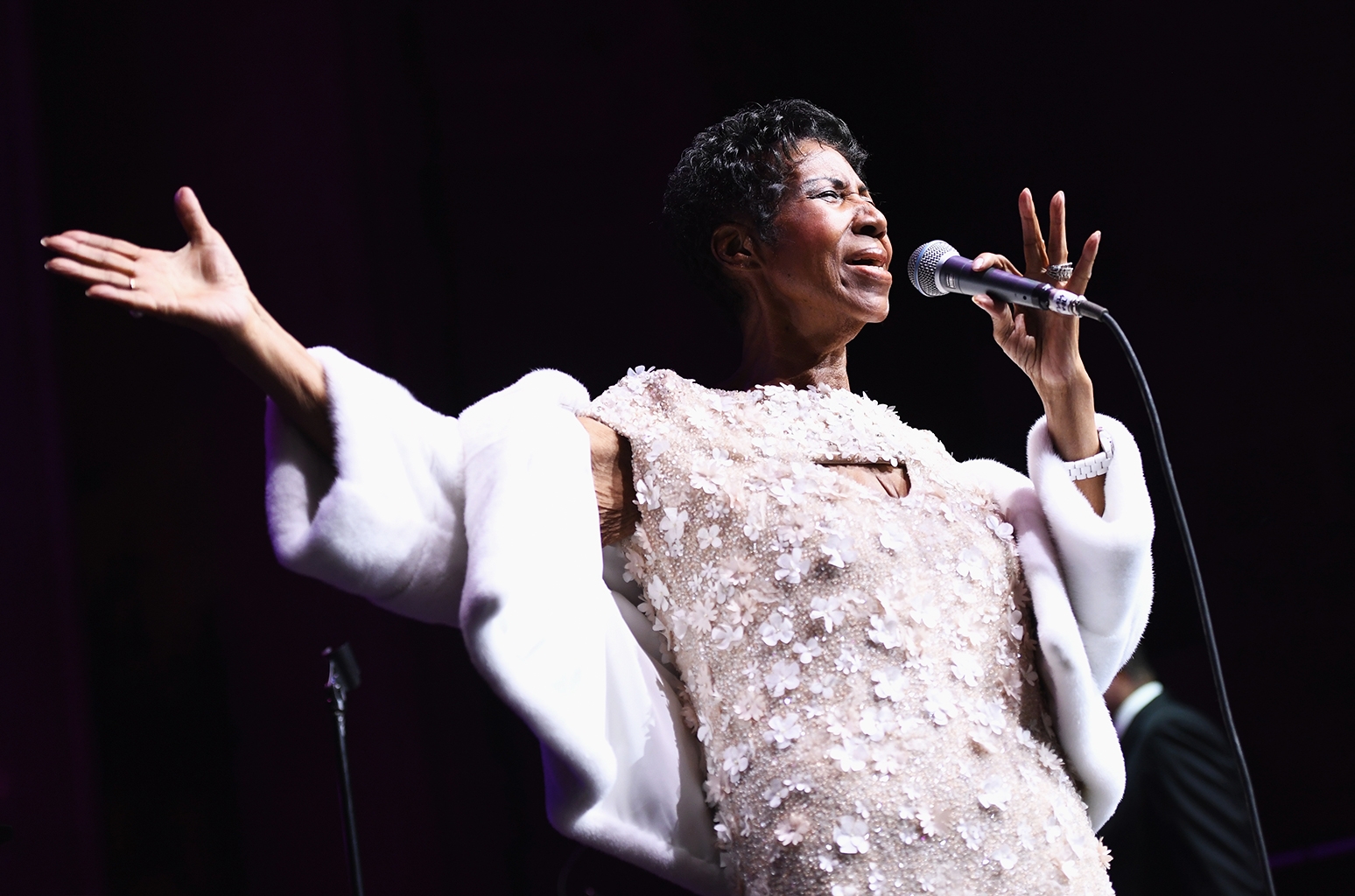 Solo Piano Version of Aretha Franklin’s ‘Silent Night’ is Hauntingly Beautiful: Listen