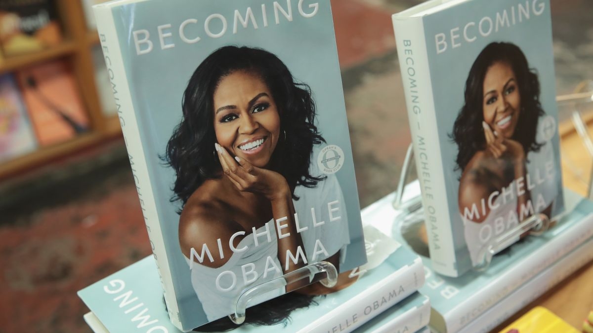 Michelle Obama’s book sells 1.4 million copies in a week