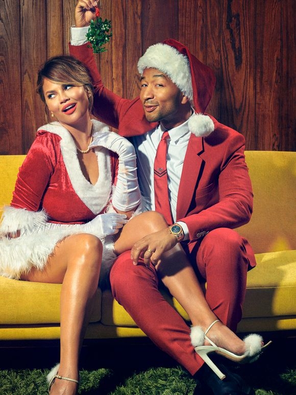 Chrissy Teigen’s back at it, trolling John Legend over his hectic holiday work schedule