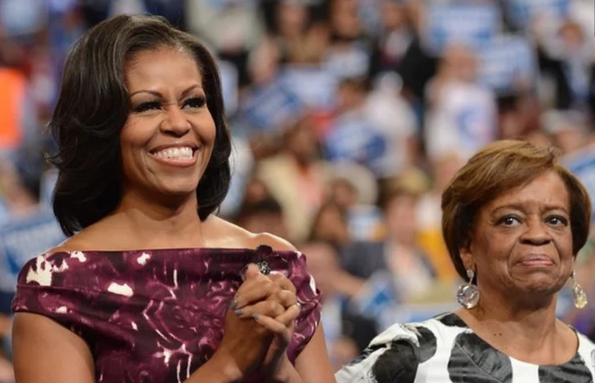 Michelle Obama’s 81-Year-Old Mom Totally Shaded Her Via Text