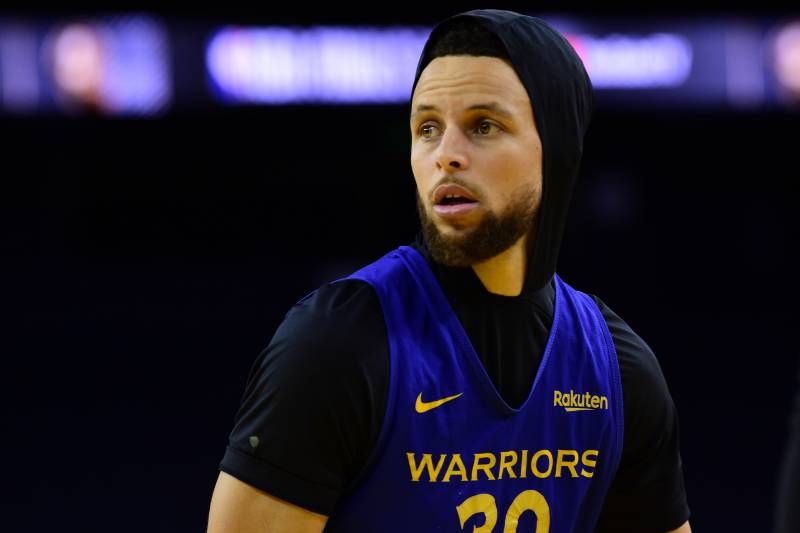 Steph Curry on Raptors Fans Heckling His Family: ‘I Think It’s Kind of Stupid’