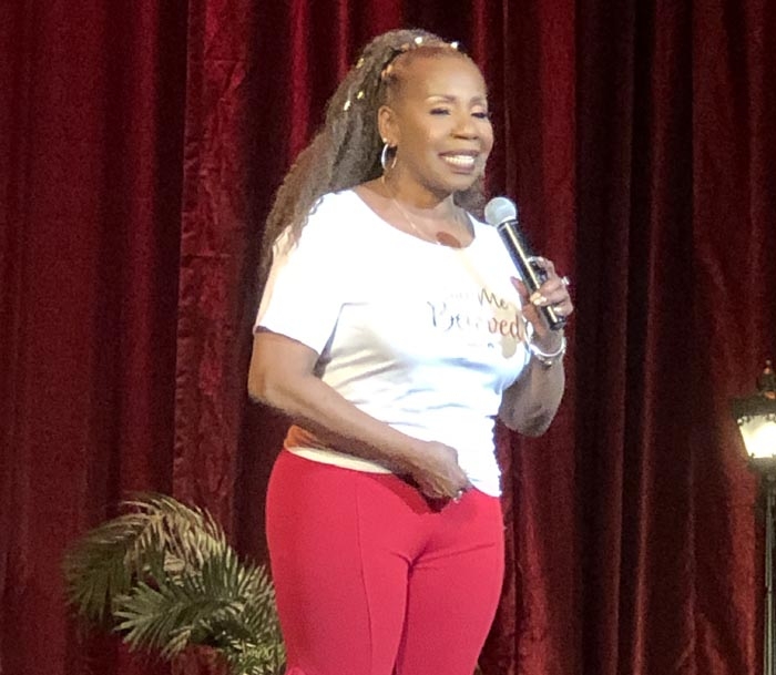 Hub Review: An Evening With Iyanla Vanzant In Stockton   …and she’s in Oakland tonight!!!