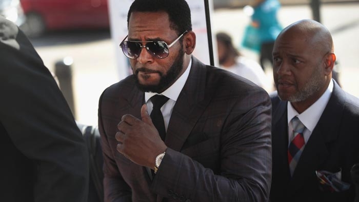 R. Kelly arrested on federal child pornography charges, U.S. attorney says