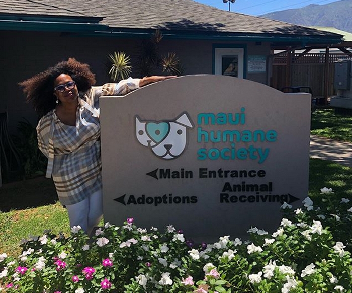 Oprah Winfrey Visits Maui Humane Society Following Wildfire