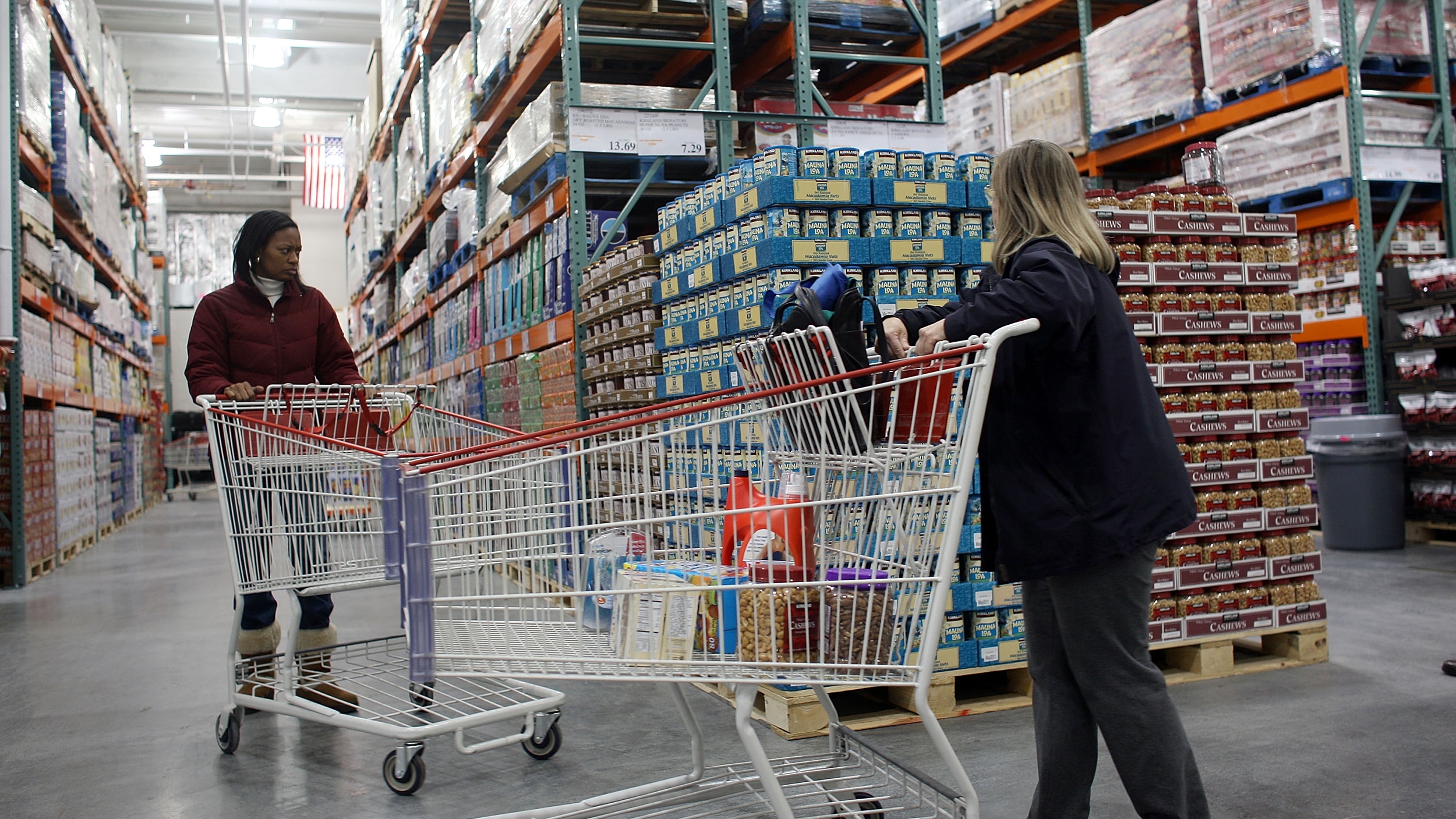 6 Things Nutritionists Always Buy at Costco