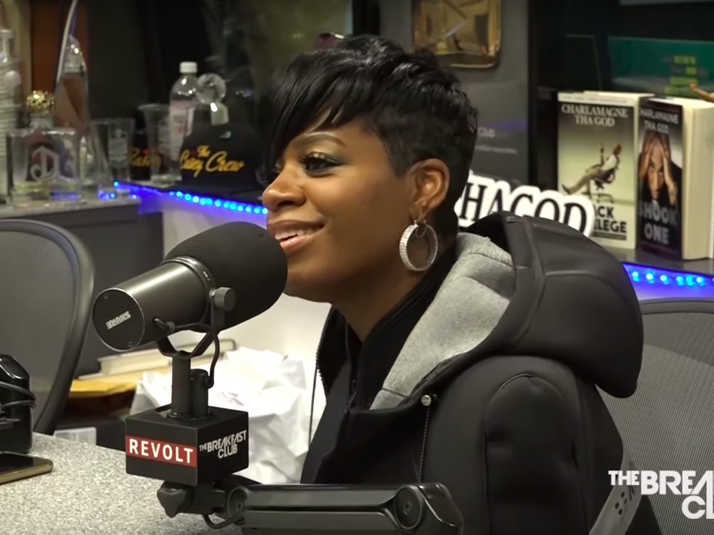 Fantasia Thinks Women Need To Submit: “That’s Why You Can’t Find A Man”