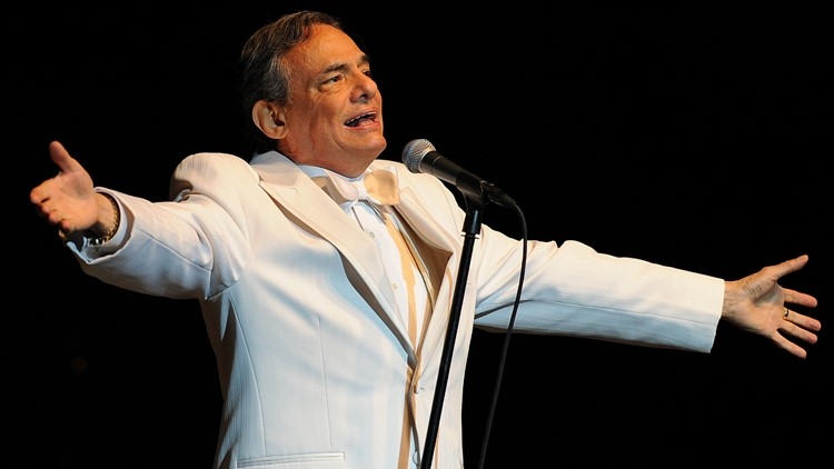 Legendary Mexican crooner José José dies from cancer