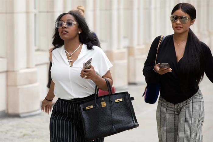 R. Kelly’s girlfriends get into heated exchange at Trump Tower residence; police respond