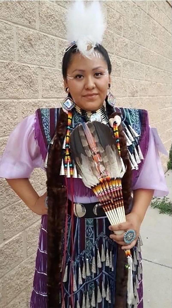Valentina Blackhorse, Navajo pageant winner with dreams, dies of coronavirus at 28