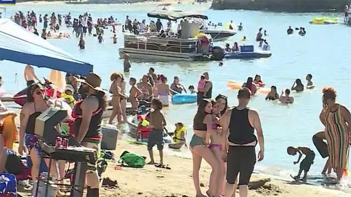 Discovery Park Beaches In Sacramento Packed As Visitors Not Taking Coronavirus Precautions