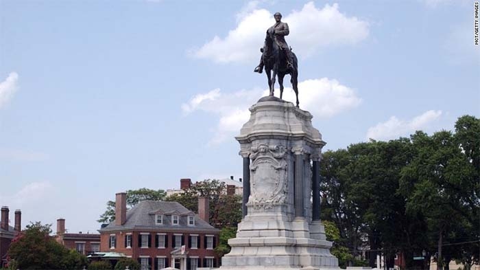 Virginia governor announces removal of Robert E. Lee statue from Richmond as city reckons with Confederate monuments
