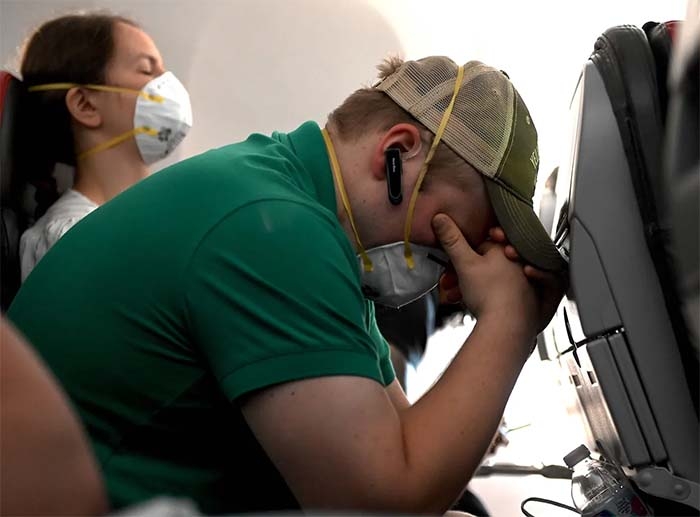 Airline passengers are finding ‘creative ways’ to remove masks, American pilot says