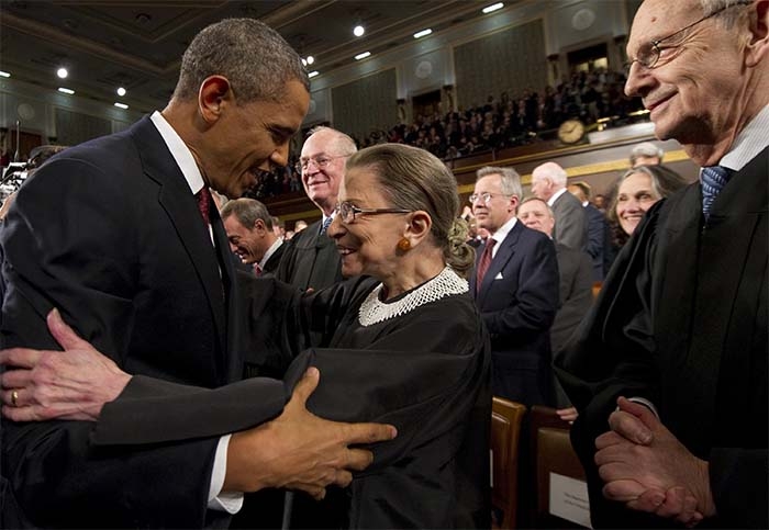 Obama pays tribute to Ginsburg and says her seat should not be filled until after next president sworn in