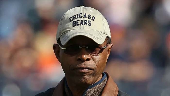 NFL legend Gale Sayers dead at 77