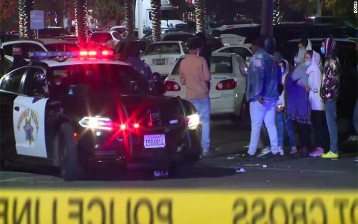 One person dead, another hospitalized in critical condition after Sacramento mall shooting