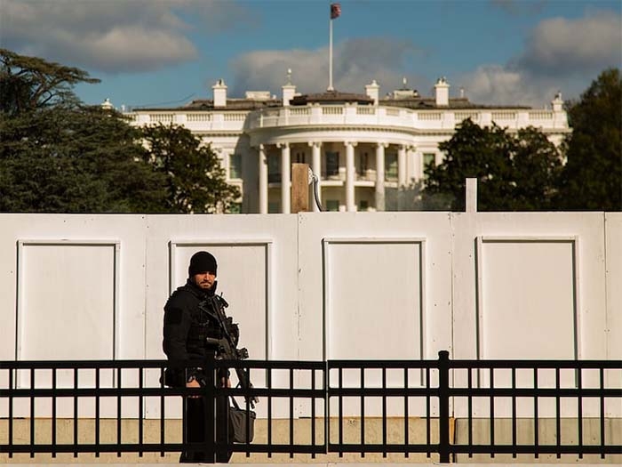 White House Barriers, Walls Go Up Before Election Day