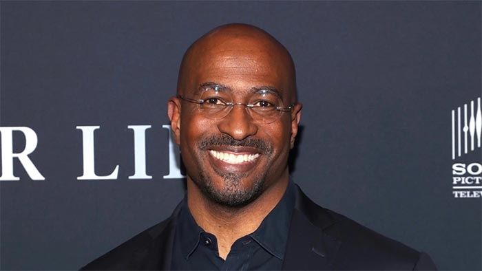 People Call Out Van Jones for Thinking Kamala Harris Walked Out to Beyoncé for Her Victory Speech