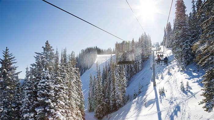 Is It Safe to Go Skiing This Winter? Experts Weigh In
