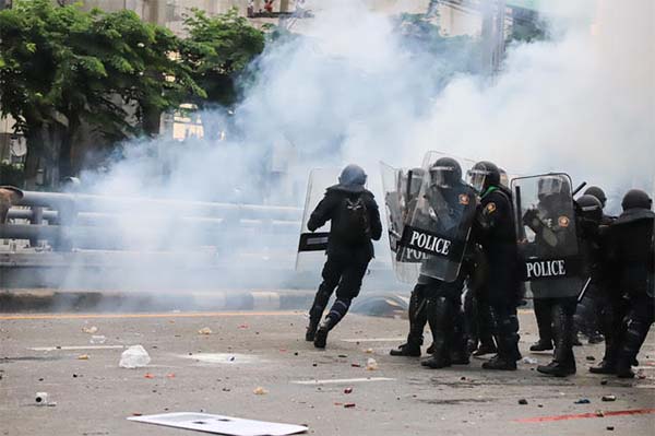 Bill Capping the Use of Rubber Bullets, Tear Gas Awaits Gov’s Signature