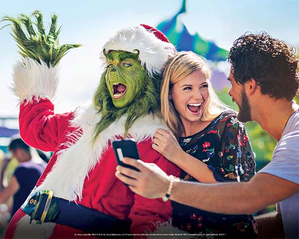 Universal Studios Hollywood Rejoices the Return of Holiday Favorites / November 26 – January 2