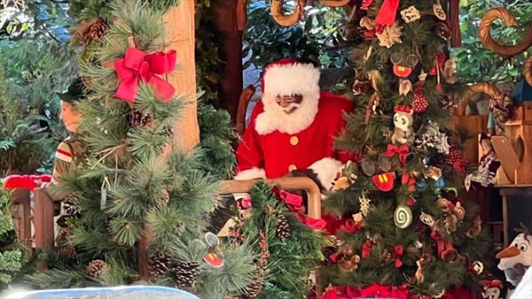 Black Santas are appearing in US Disney parks this season for the first time